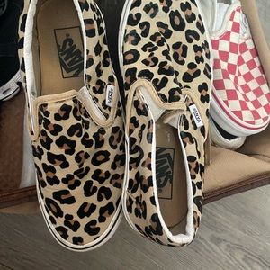 Cheetah vans size 7